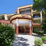 Hotel Yavor Palace 4*
