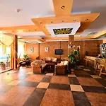 Hotel Yavor Palace 4*