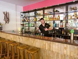 雅瓦皇宫酒店 - 全包