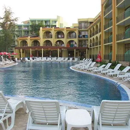 فندق Yavor Palace ساني بيتش