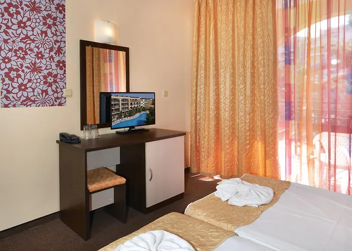 Yavor Palace Napospart